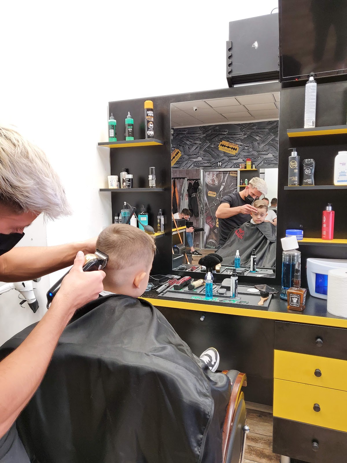 Creative Hairstyle by F&A